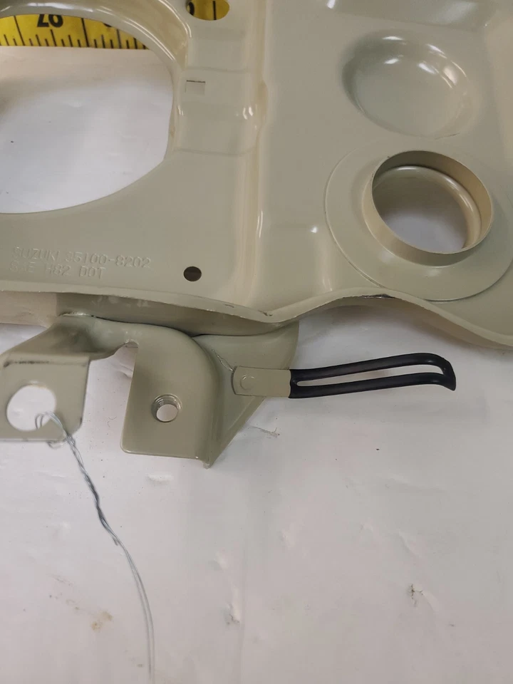 1985-88 Chevrolet Sprint/swift RH панель фары корпус 96052416 (SVM138) - Изображение 4 из 4