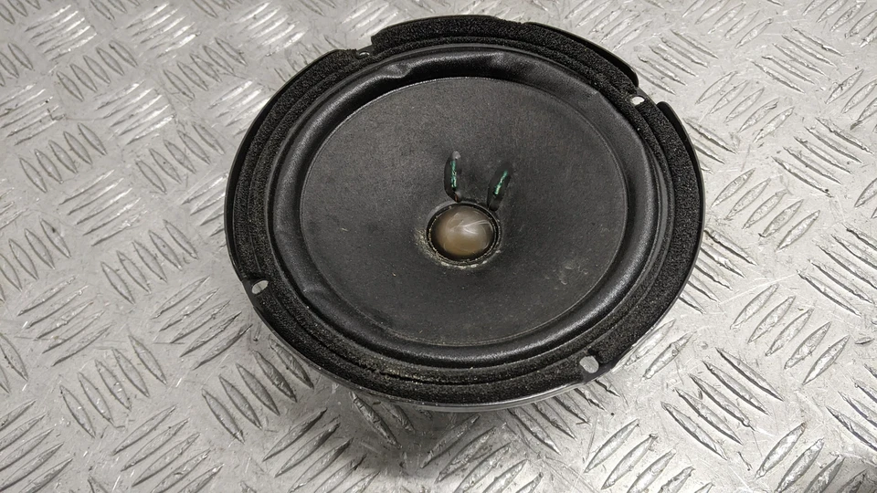 Alto-falante de porta AUDI ALLROAD TDI QUATTRO AU 2005 (LADO FRONTAL DO MOTORISTA) 4b0035411 - Imagem 3 de 4