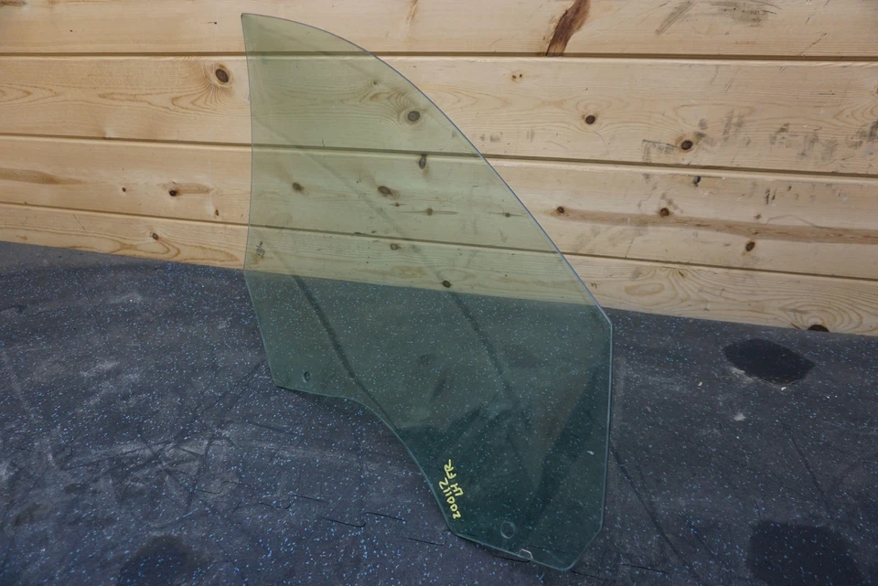 Стекло окна передней левой водительской двери 51337182109 от оригинального производителя BMW M5 F10 2013-16 - Изображение 4 из 4