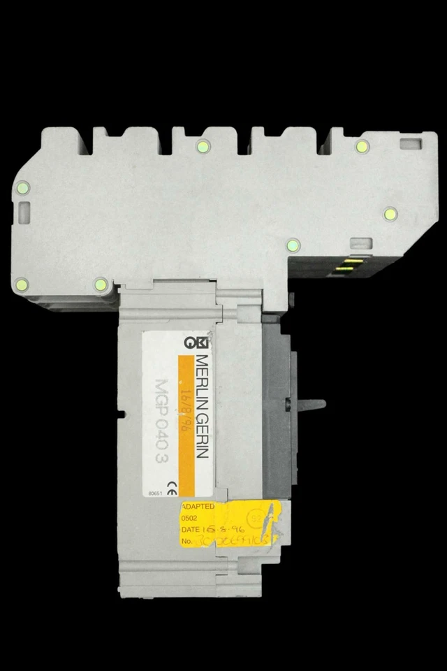 MERLIN GERIN 40 AMP 25kA TRIPLE POLE MCCB NS100N MGP0403 - Image 2 of 4