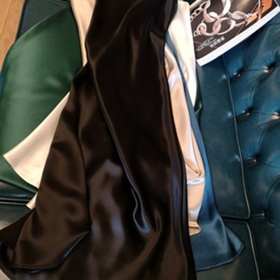Modisches Kleid lockeres Kleid bequeme Passform vier Jahreszeiten tragen normale Länge
