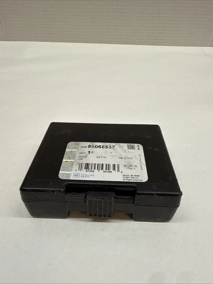 Bloqueo de rueda GM 85068537 negro para Buick, GMC, Cadillac, Hummer, Saturn, Chevrolet Foto 2 de 3