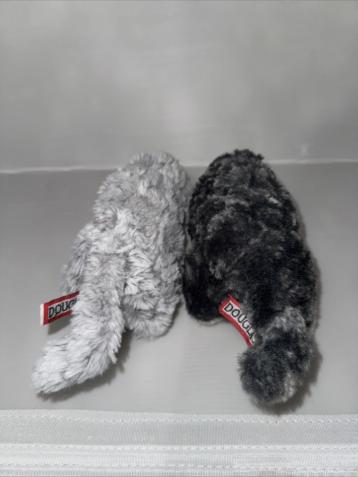 2 Tiny Douglas Cuddle Toy Kitten Gray Dark Grey Kitty Cat Plush LIL Handful - Image 3 of 4