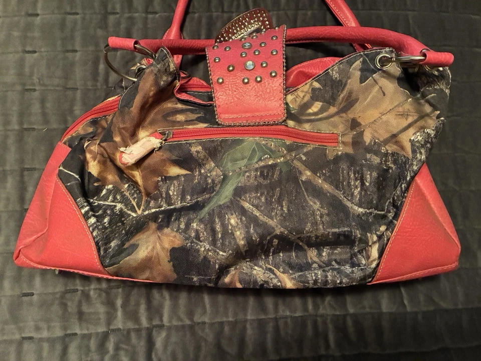 Bolsa de transporte Texas Leather Manufacturing rosa e camuflada nova cravejada Bling - Imagem 3 de 4