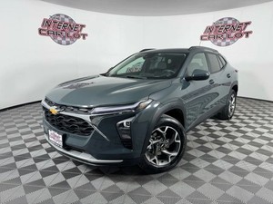 2025 Chevrolet Trax LT Sport Utility 4D