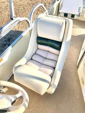 2005 Voryager Pontoon