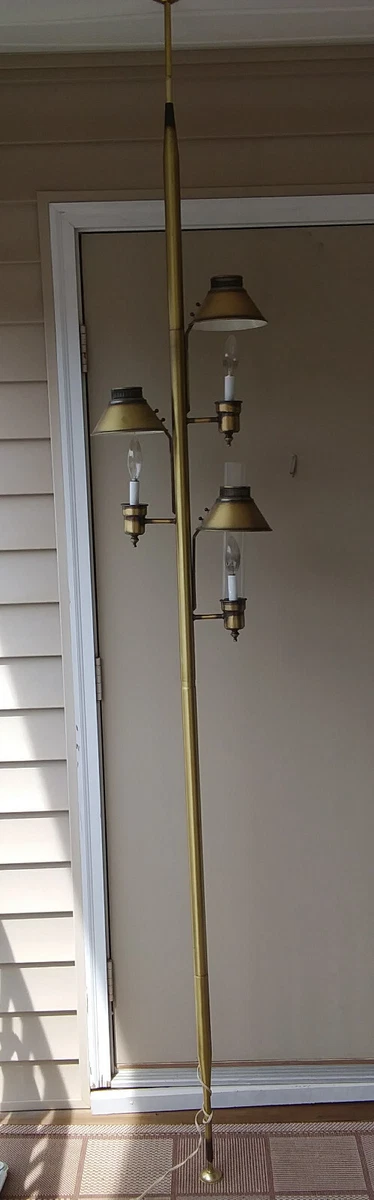 VINTAGE MID CENTURY MODERN FLOOR TO CEILING TENSION POLE LAMP WITH