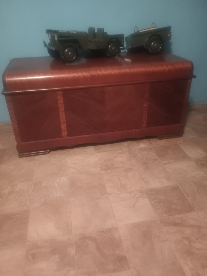 Vintage 1943 Lane Cedar chest , LOCK REMOVED, Local pickup only eBay