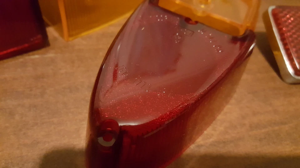 Fiat 1100D 600T Tail light lenses, set of 6 pieces, show quality. — 第 2/3 张图片