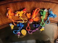 LOT OF 11 Kids Heart Challenge Clip Keychain