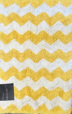 Max Studio Yellow Ivory Chevron Zigzag  Bath Rug 21  X 34 