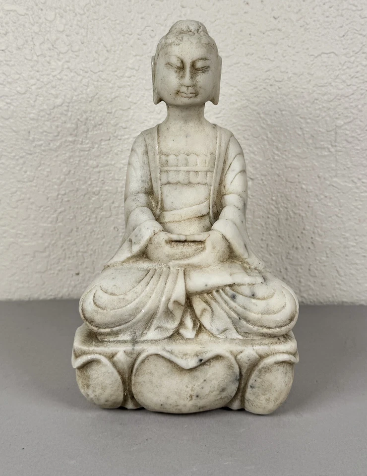 ANTIGUA FIGURA DE BUDA SENTADA DE MÁRMOL ESTATUA TAILANDESA BIRMANA DEL SUDESTE ASIÁTICO SIGLO XIX. Foto 2 de 4