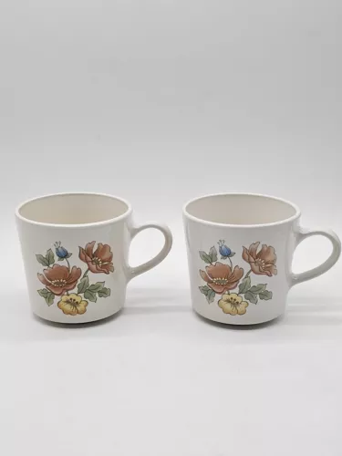 Corning Ware Wildflower Coffee/Tea Cups Set Of 2