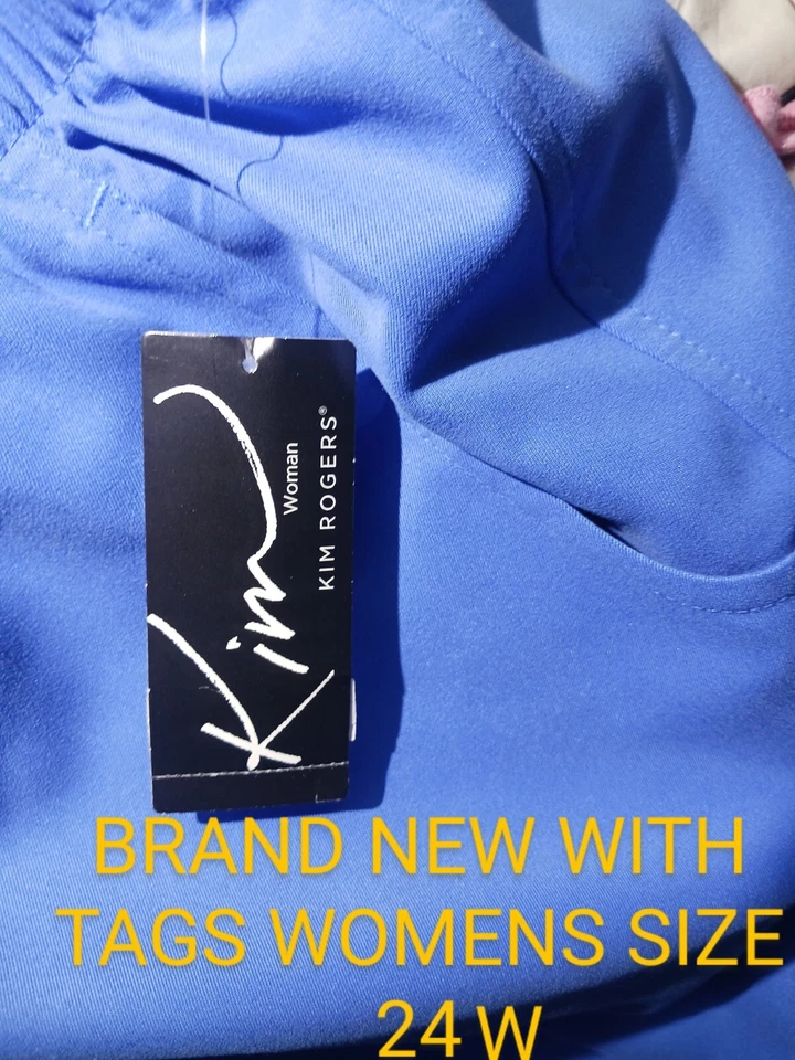 Kim Rogers Women's Scrubs•Size24•See Pictures For Exact Blue Color•New With Tags - Image 4 of 4