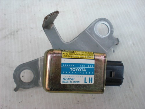 Toyota RAV4 II Steuergerät Airbag door sensor 89833-42020
