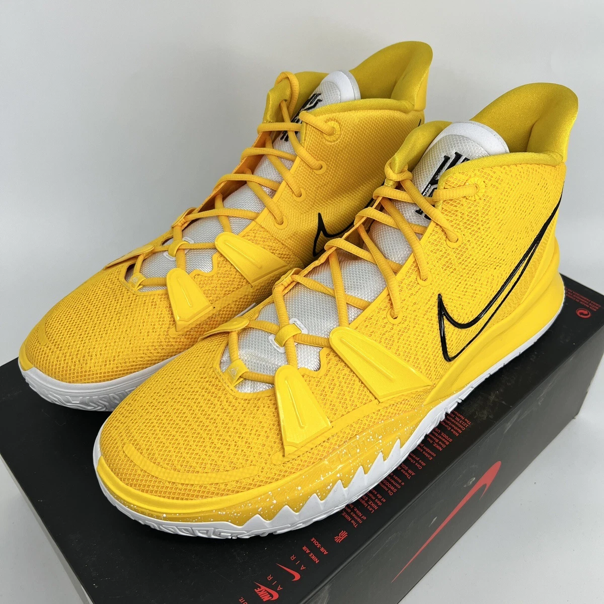 Preços baixos em Nike Kyrie 7 TB Promo Amarillo | eBay