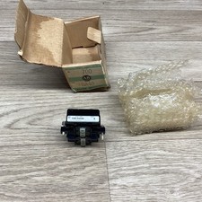 ALLEN BRADLEY BULLETIN 700 700-NA40 SER. B #826PT152*CO