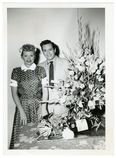 LUCILLE BALL & DESI ARNAZ I LOVE LUCY PAIR ON SET ORIGINAL VINTAGE PHOTOGRAPHS