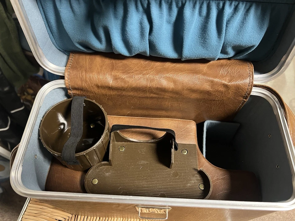 Estuche de cuero vintage para cámara bolso marrón con correa para el hombro MCM 60s Foto 4 de 4