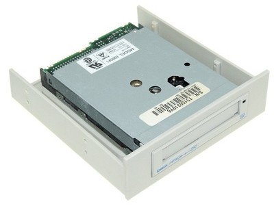 IOMEGA I080FI 80/160MB QIC-80 5.25'' IDE ATA Tape Drive