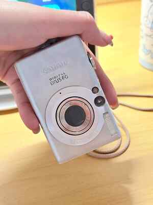 Canon IXUS 60 6.0MP 3X Optical Zoom CCD Digital Camera 100