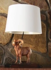 BREYER  - 1970S - BIG HORN SHEEP - RAM LAMP - BEAUTIFUL - RARE - LAMP WORKS