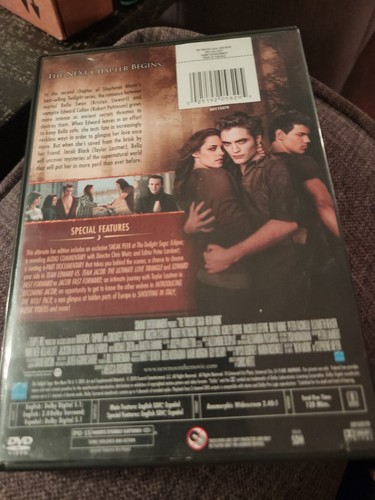 TWILIGHT NEW MOON - Ultimate Fan Edition DVD - Picture 2 of 2