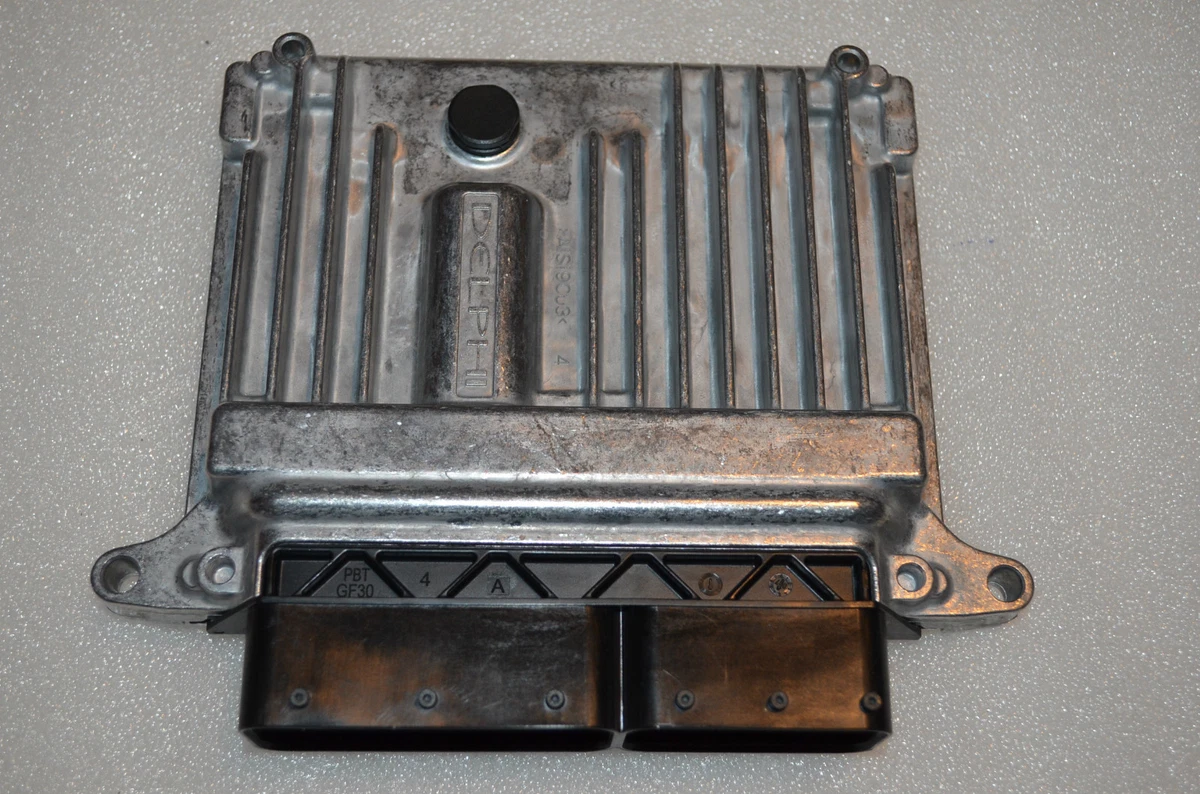L-1004 MERCEDES BENZ ENGINE CONTROL UNIT (N) ECU A6461509678 