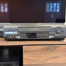SONY SLV-N51 VHS VCR Player Video Cassette Recorder Player TESTED No Remote