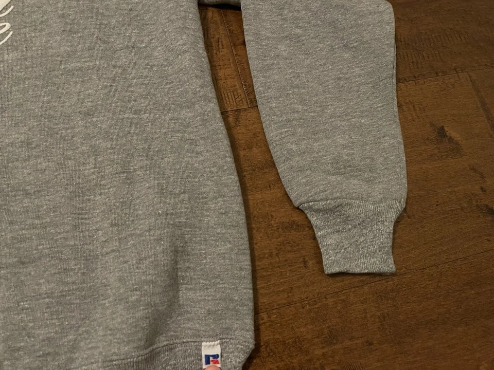 Vintage Saks Fifth Avenue Made in USA Russell Gray Crewneck Sweatshirt - Adult L - Image 3 of 4