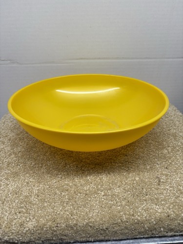 Vintage Packerware Yellow Mixing Serving Bowl Large 10.5” Made Lawrence, Ks USA