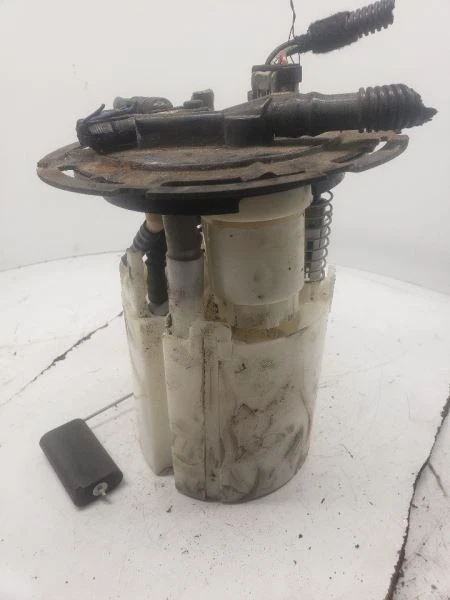 Conjunto de bomba de combustible de 4 cilindros para 03-11 SAAB 9-3 1229761 Foto 2 de 4