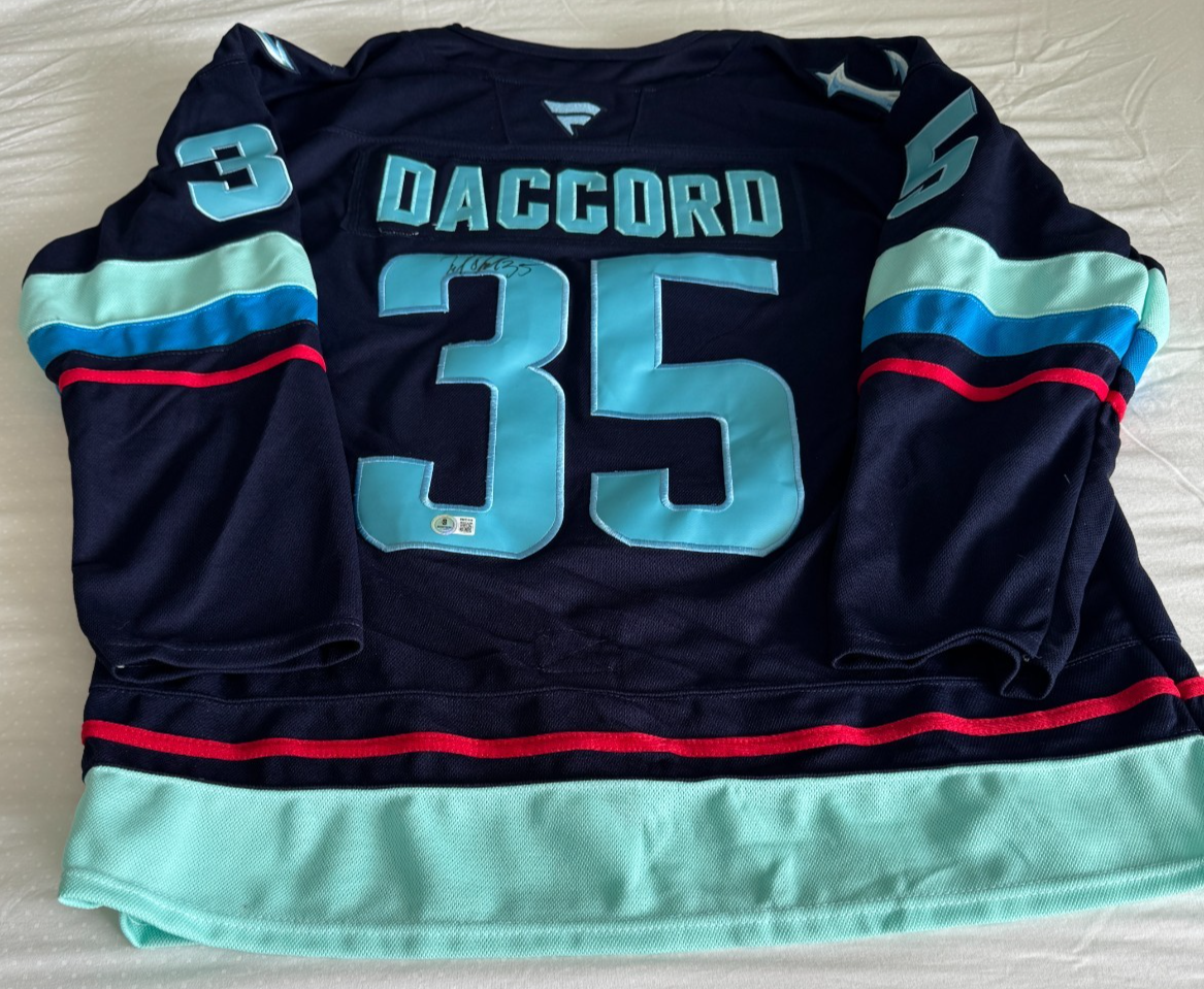 JOEY DACCORD SIGNED SEATTLE KRAKEN JERSEY SIZE 54 XL BECKETT BAS
