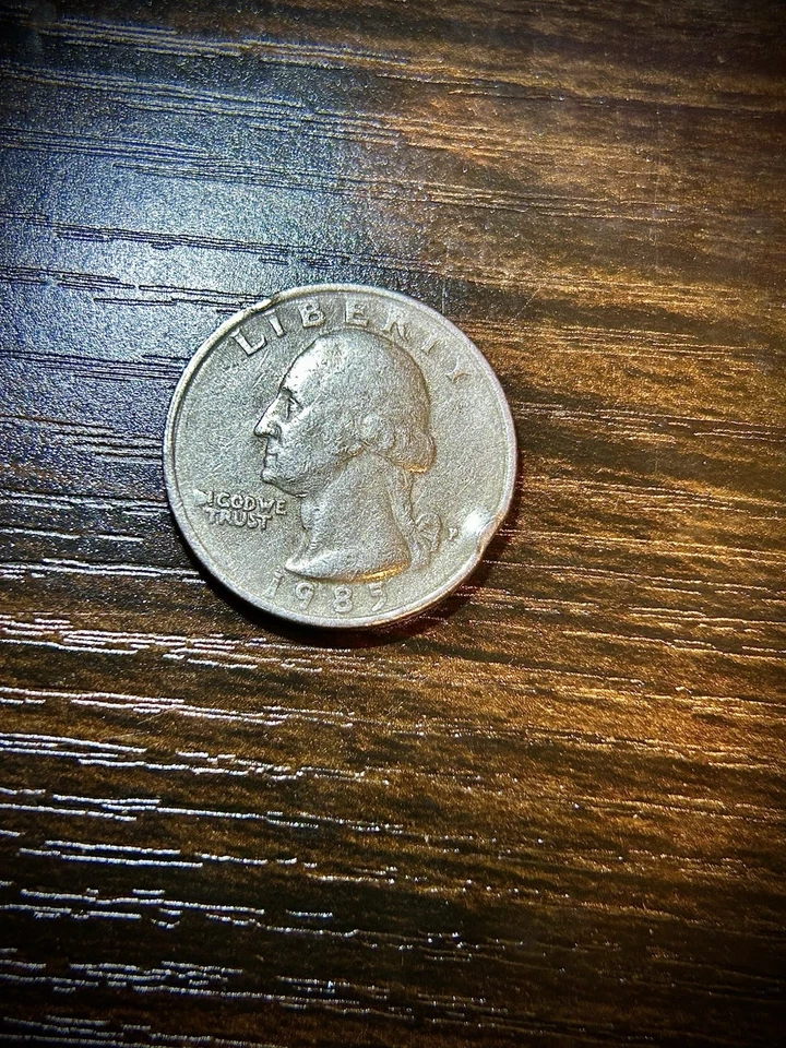 1985 P Multiple Errors. Strike Errors and More American Quarter Coin - Image 2 of 4