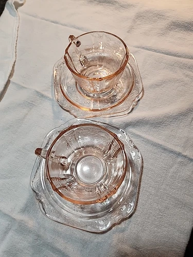 Indiana Federal Glass Co. MADRID Recollection Pink Lot OF 2 Cups and 2 Saucers