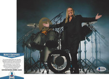 NICKO MCBRAIN - IRON MAIDEN DRUMMER - SIGNED 8x10 PHOTO B DRUMS BECKETT COA BAS