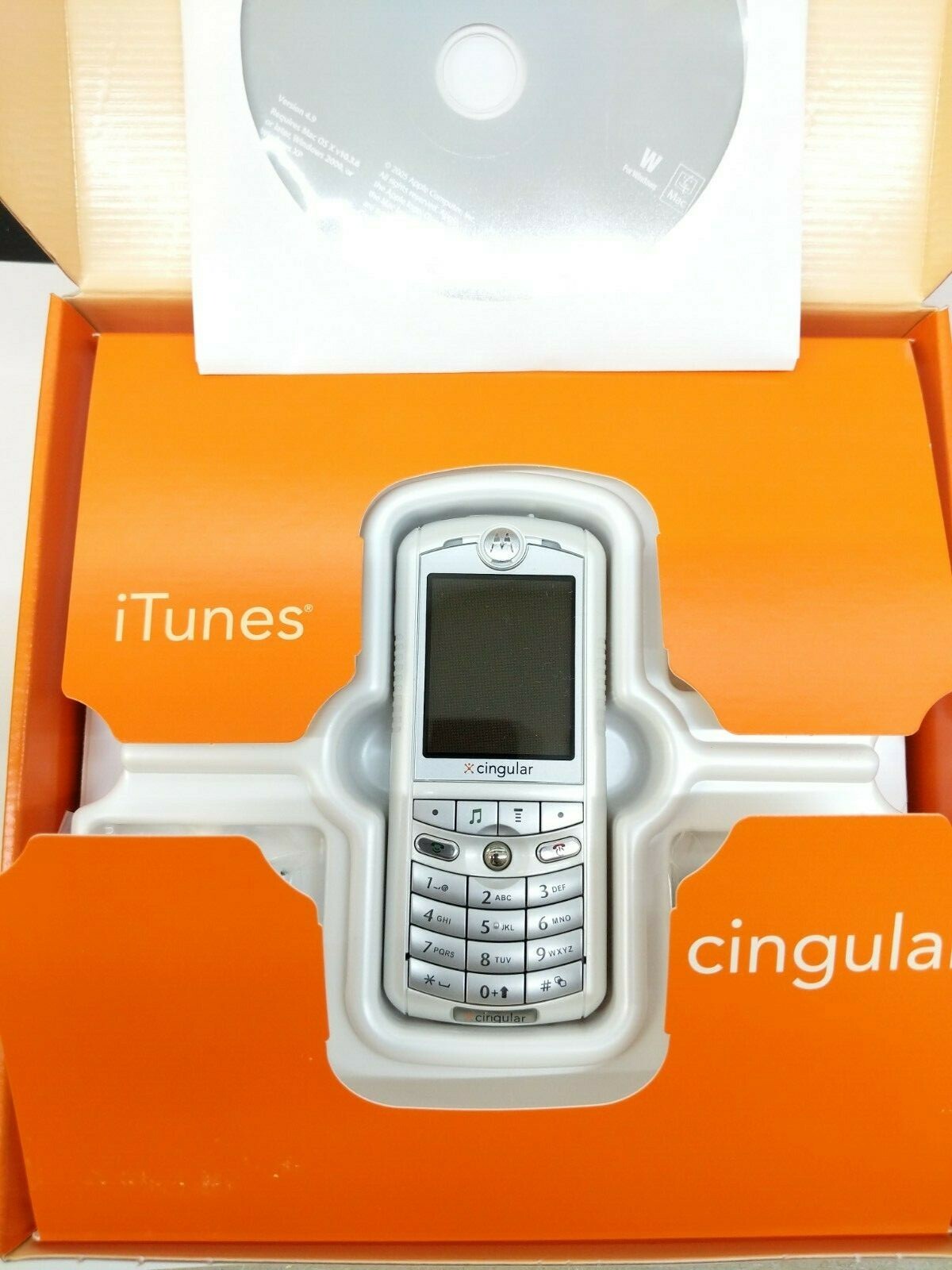 [Rare, Collectible] Motorola ROKR E1 Silver (Cingular) "The iTunes