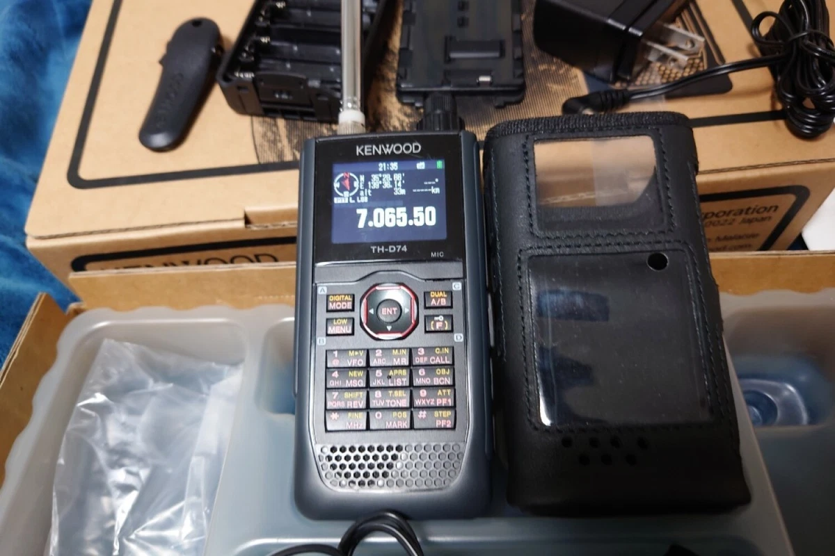 Used Kenwood TH-D74 144/430MHz Handy Amateur Ham Radio Transceiver