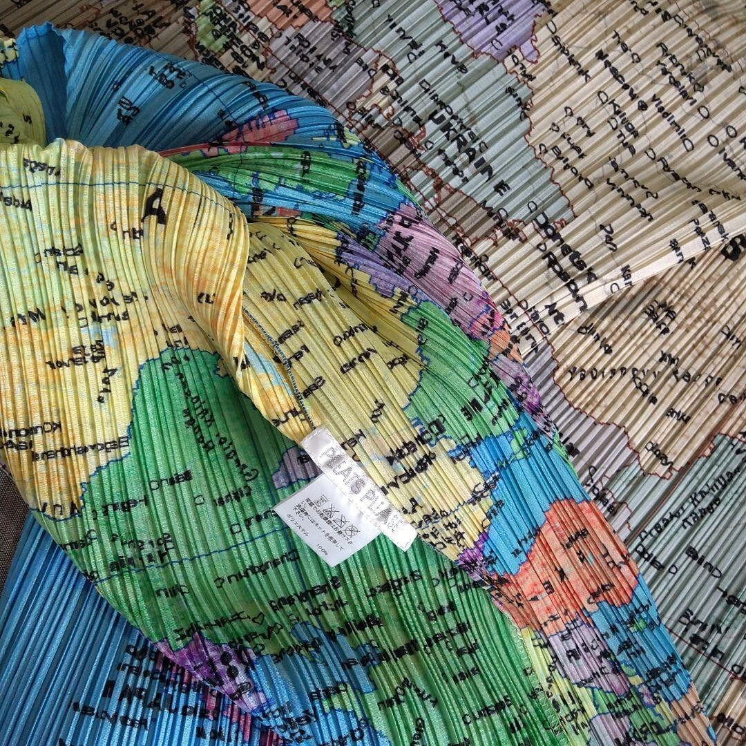 Pleats Please Issey Miyake World Map Tops Women Size L Blue