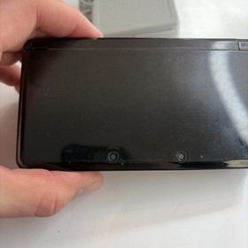 Nintendo 3DS Handheld Video Game Console Black CTR-001 (USA) W Charger US Model