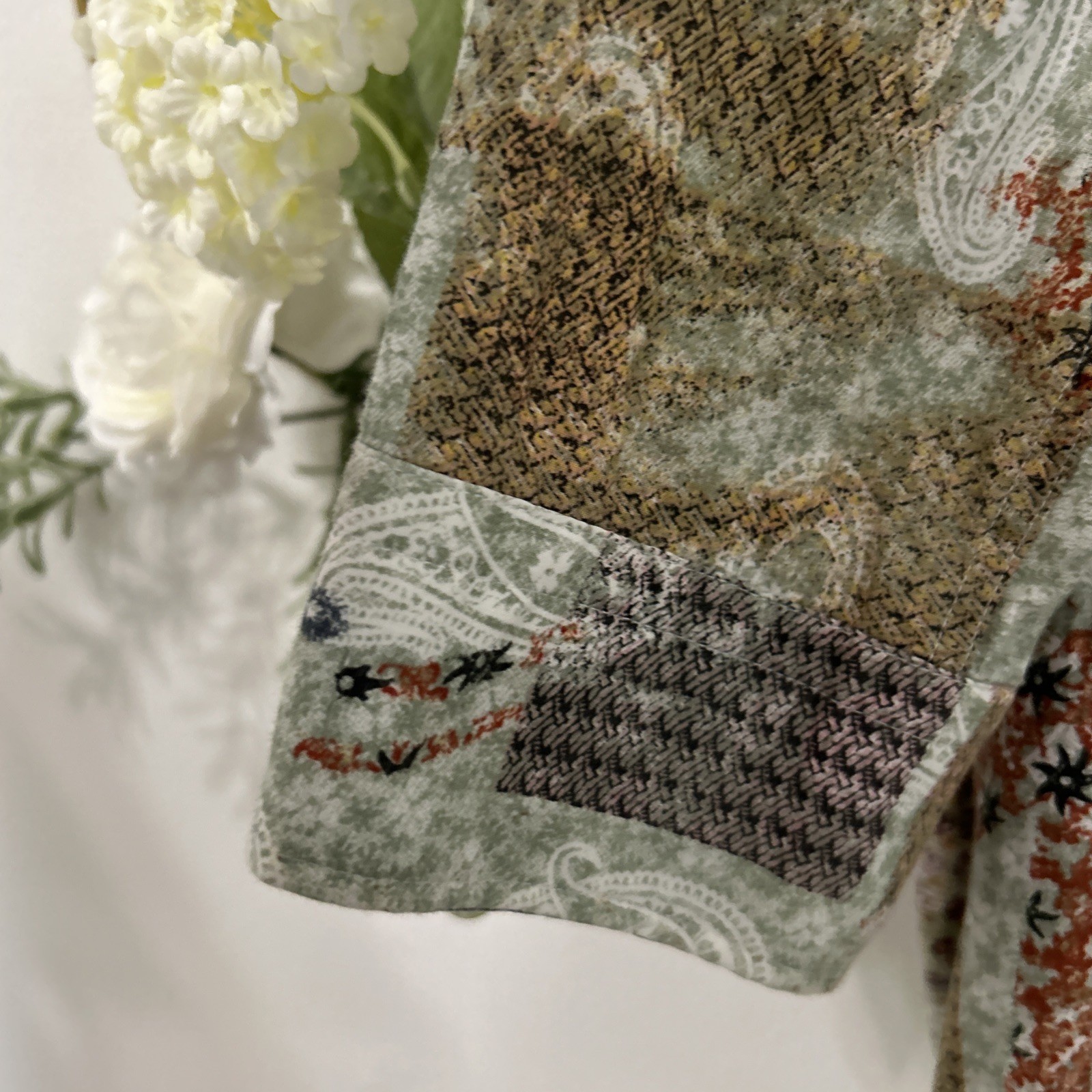 Hugo Boss Paisley Print Bandanna Patchwork Buttons Up Dress Shirt Men’s Sz XL thumbnail 10