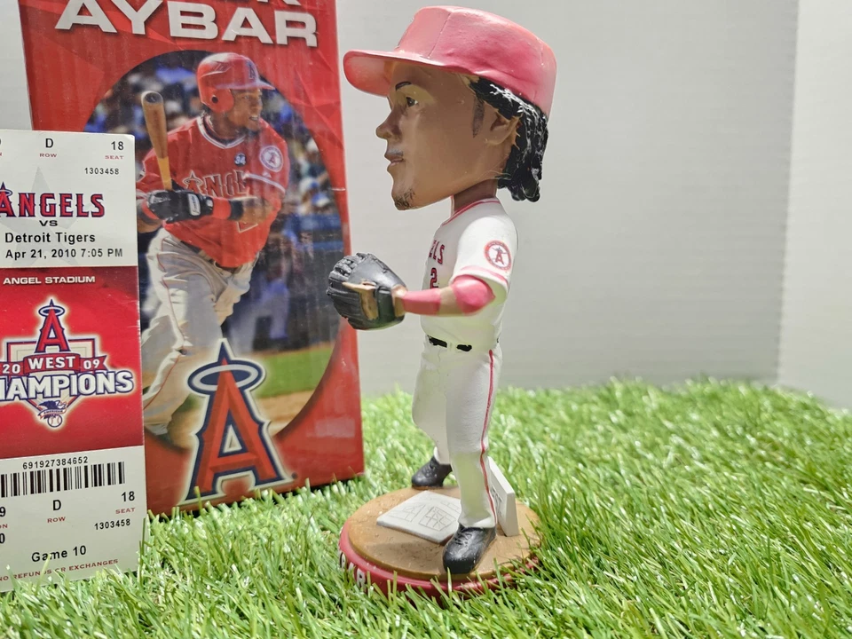 Erick Aybar Los Angeles Angels MLB 2010 SGA Bobblehead Nuevo en caja Foto 4 de 4