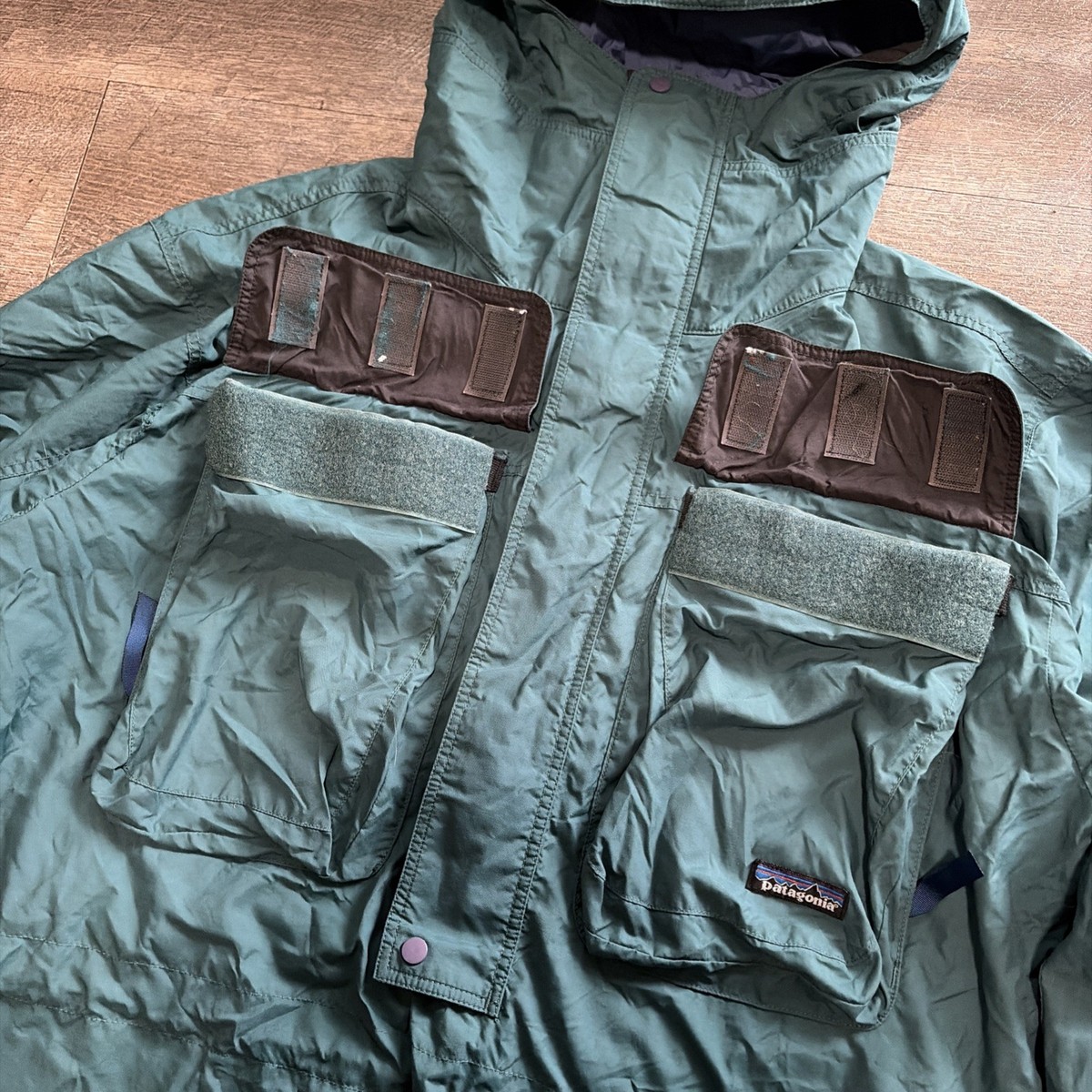 Vintage Patagonia SST Fly Fishing Wading Jacket M Green Hooded