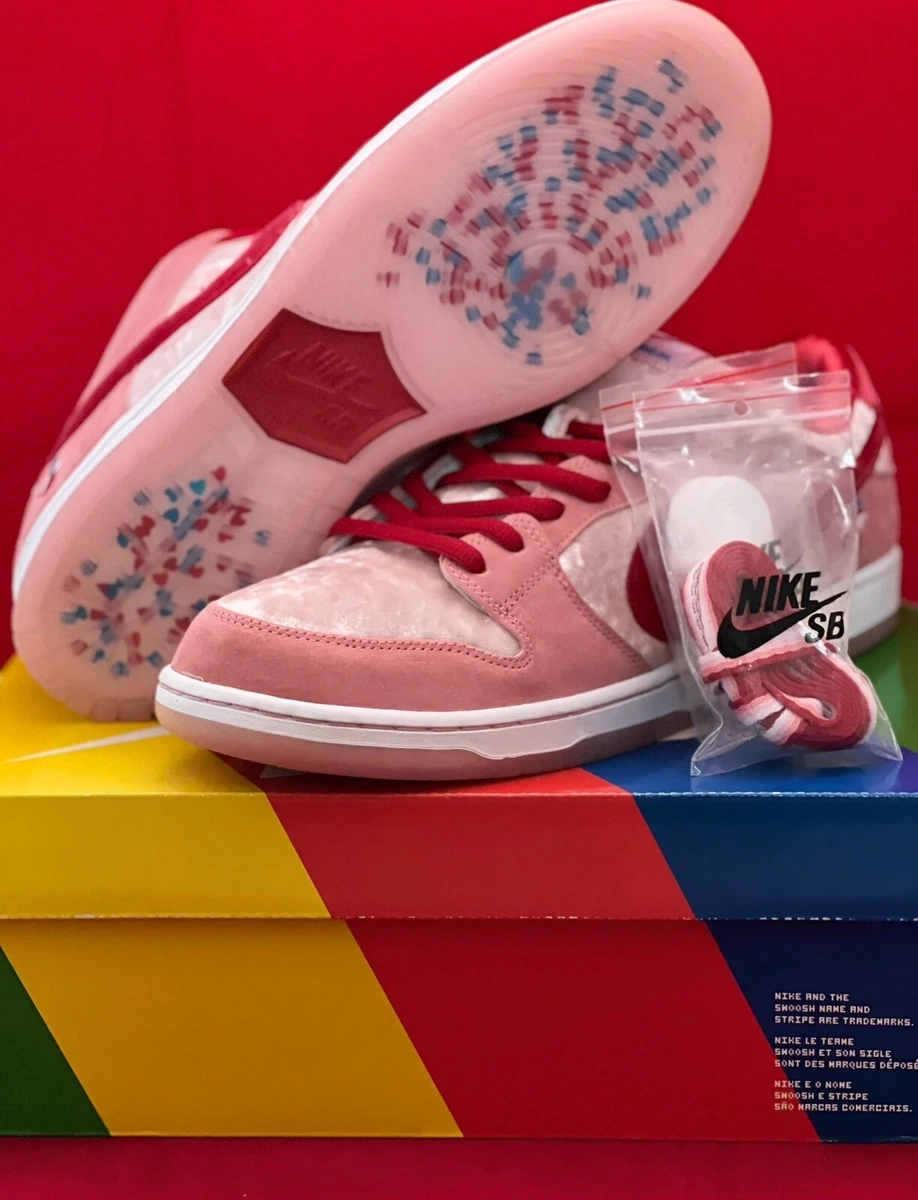 Nike StrangeLove x Dunk Low SB Valentine s Day Size 14 RARE CT2552 800
