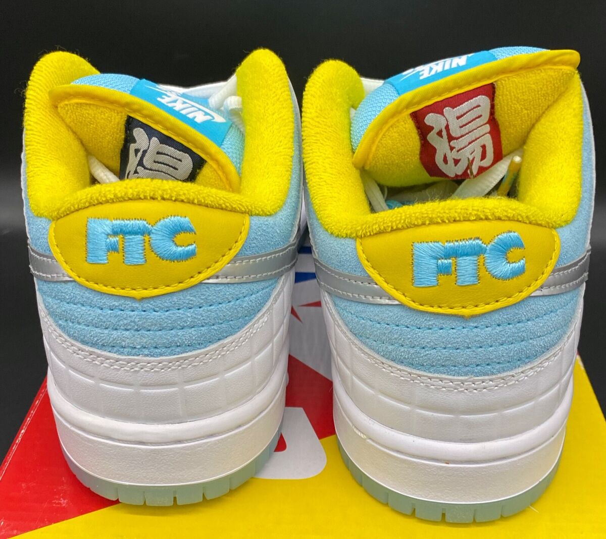 Nike SB Dunk Low x FTC Lagoon Pulse DH7687-400 Sizes M 7-13 Nike SB Dunk Low x FTC Lagoon Pulse DH7687-400 Sizes M 7-13