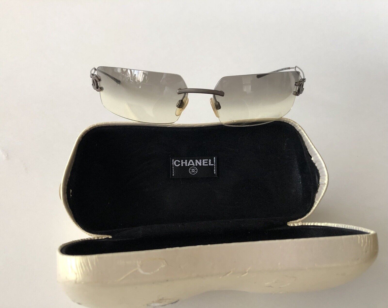 Authentic Chanel Grey CC Logo Sunglasses - image 2