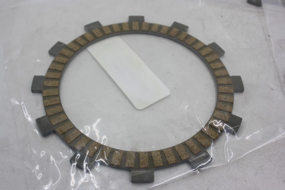 КОМПЛЕКТ ИЗ 7 ФРИКЦИОННЫХ ПЛАСТИН СЦЕПЛЕНИЯ VESRAH ДЛЯ 01–16 KAWASAKI KLX250 СДЕЛАНО В ЯПОНИИ - Изображение 2 из 4