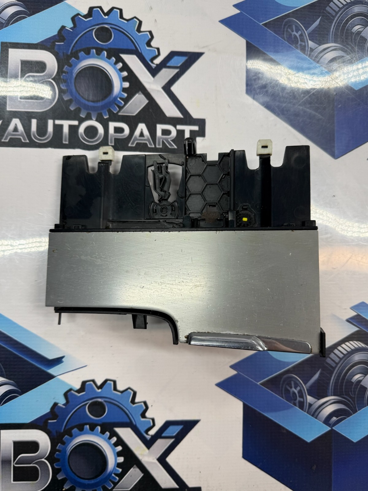 2016-2020 VOLVO XC90 CENTER CONSOLE ASH TRAY STORAGE TRIM 31369149 OEM
