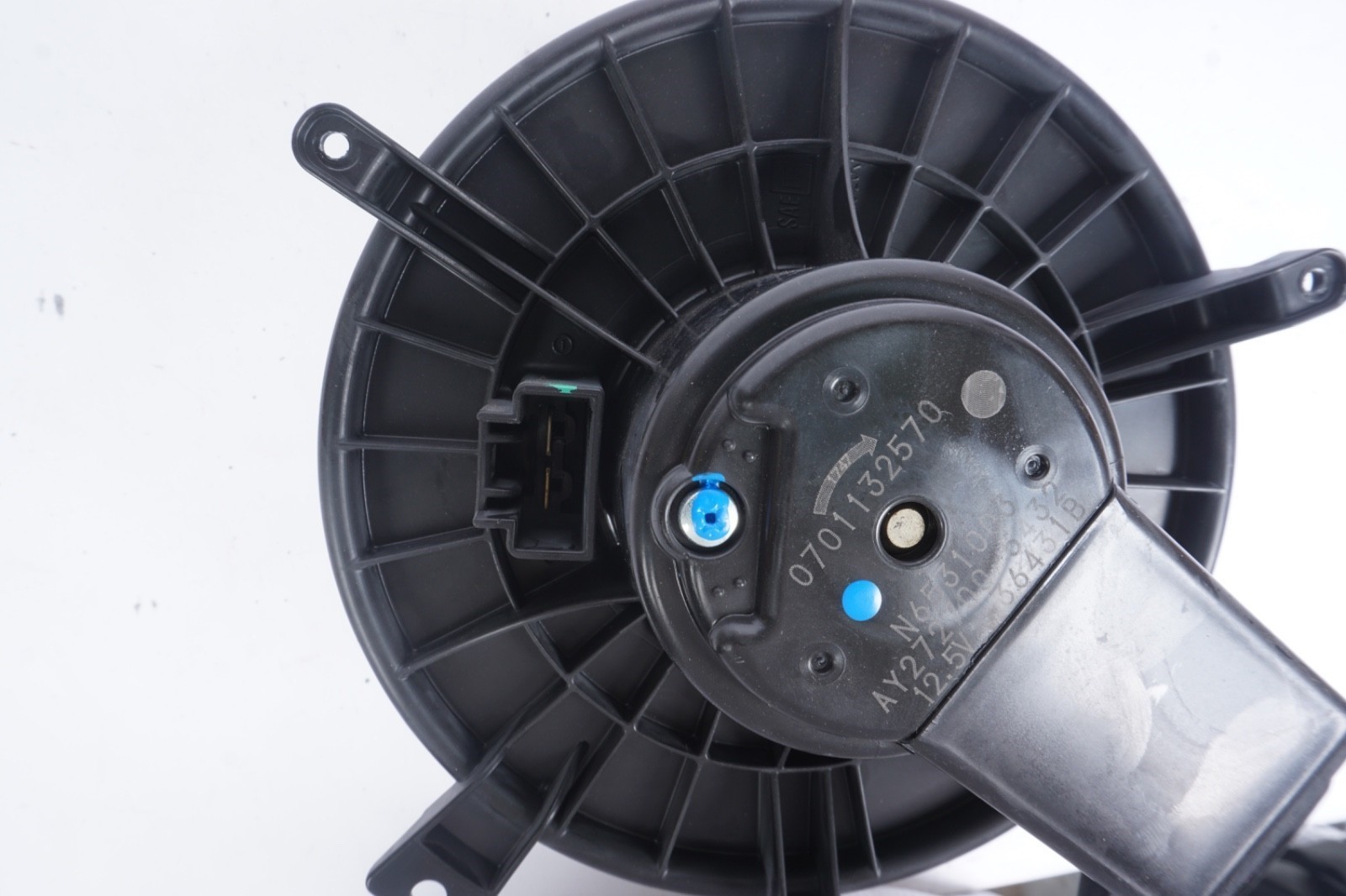 2014 - 2019 Maserati Ghibli HVAC A/C Heater Blower Motor Fan 0701132570 OEM