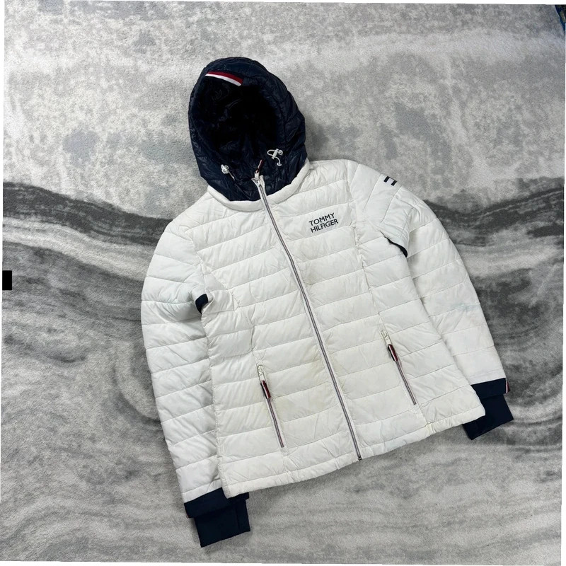 Vintage Tommy Hilfiger White Navy Size Medium Lightweight Packable Puffer Jacket image 3